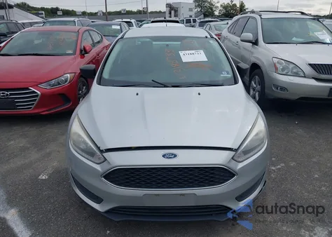 2016 Ford Focus S from USA, damaged, VIN 1FADP3E21GL218052